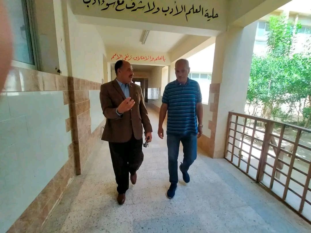 جولات مفاجئة لوكيل تعليم المنيا بلجان الإعدادية والدبلومات.. وتحويل رئيس لجنة للتحقيق 1 1748862432765 المنيا جولات مفاجئة لوكيل تعليم المنيا بلجان الإعدادية والدبلومات.. وتحويل رئيس لجنة للتحقيق موقع في الجامعة