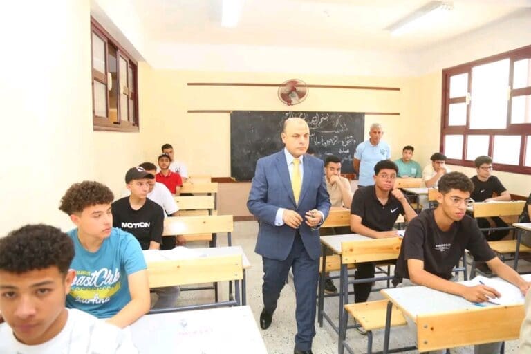 محافظ كفرالشيخ يكلف برفع الاشغالات الموجودة بمحيط لجان الثانوية العامة 2025 10 1749987741074 تطوير محافظ كفرالشيخ يكلف برفع الاشغالات الموجودة بمحيط لجان الثانوية العامة 2025 موقع في الجامعة
