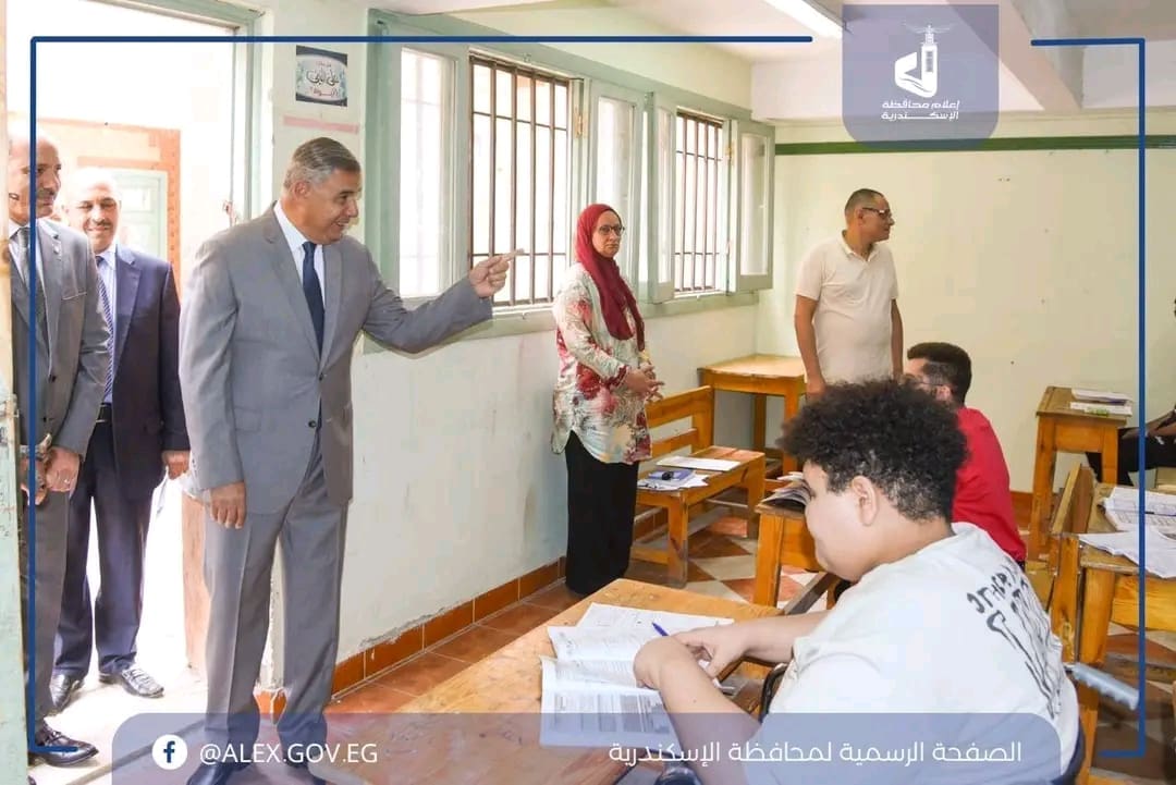 محافظ الإسكندرية يوجه برفع الإشغالات وتكثيف حملات النظافة بمحيط لجان الثانوية العامة 1 1750159356255 محافظ محافظ الإسكندرية يوجه برفع الإشغالات وتكثيف حملات النظافة بمحيط لجان الثانوية العامة موقع في الجامعة