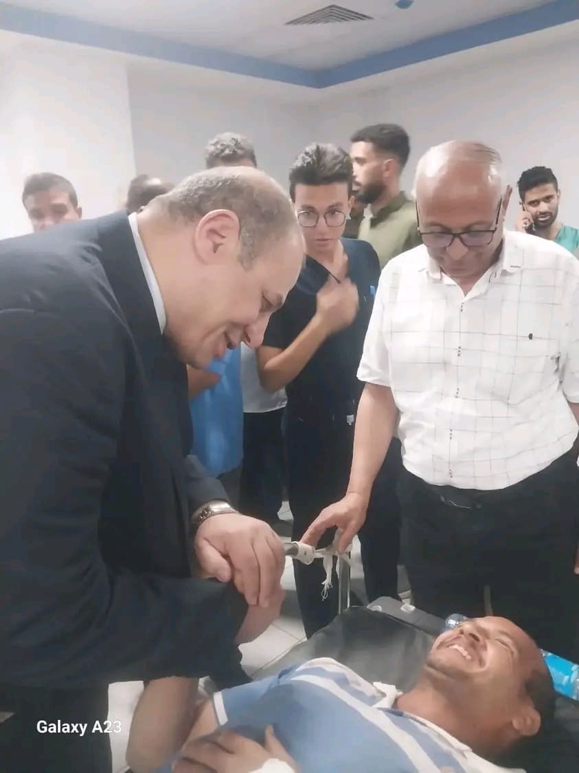 حادث يصيب 7 معلمين في طريقهم للجان الثانوية العامة بقنا.. ووكيل التعليم يزورهم بالمستشفى للاطمئنان على حالتهم 1 1750166447894 قنا حادث يصيب 7 معلمين في طريقهم للجان الثانوية العامة بقنا.. ووكيل التعليم يزورهم بالمستشفى للاطمئنان على حالتهم موقع في الجامعة