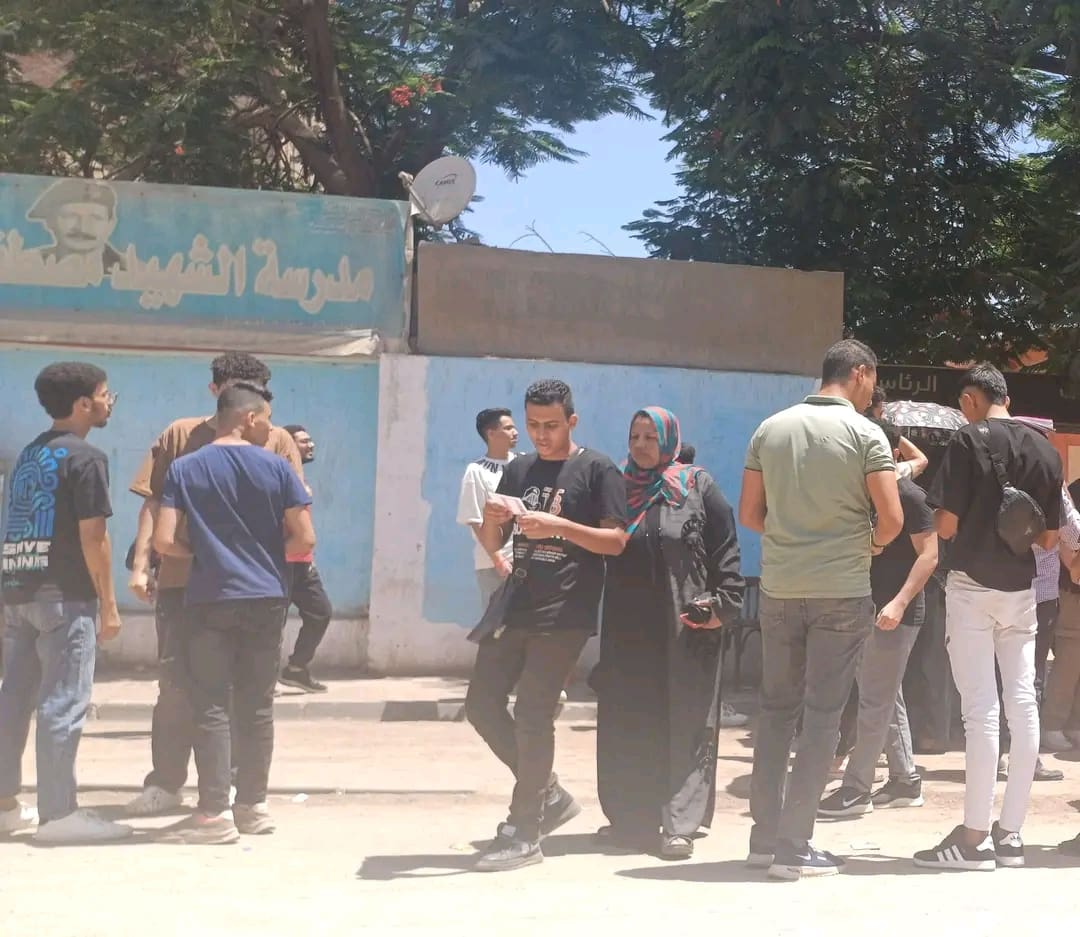 أول المواد المضافة.. بدء امتحان اللغة العربية لطلاب الثانوية العامة 1 1750571295752 الثانوية أول المواد المضافة.. بدء امتحان اللغة العربية لطلاب الثانوية العامة موقع في الجامعة