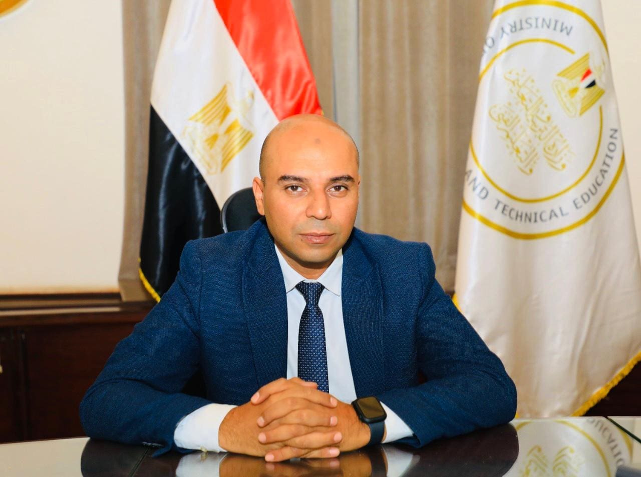"تأمين مشدد وأسئلة واضحة".. وزير التعليم يطمئن طلاب الثانوية العامة وأولياء الأمور قبل الامتحانات 1 2 7 2024 09 26 13 GomhuriaOnline 261719901573 الثانوية العامة "تأمين مشدد وأسئلة واضحة".. وزير التعليم يطمئن طلاب الثانوية العامة وأولياء الأمور قبل الامتحانات موقع في الجامعة