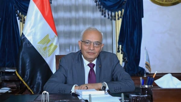 "من البوكليت للسماعات الذكية".. وزير التعليم السابق يكشف كواليس معركة الوزارة مع "الغش" في الثانوية العامة 1 341193498 125562026345 4839360600649251113 n وزير التعليم السابق "من البوكليت للسماعات الذكية".. وزير التعليم السابق يكشف كواليس معركة الوزارة مع "الغش" في الثانوية العامة موقع في الجامعة