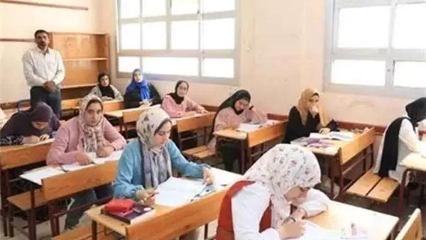 46 سؤال فيزياء بنظام البابل شيت لطلاب الثانوية العامة 2025.. درّب نفسك كأنك في الامتحان الحقيقي 1 397 الثانوية العامة 46 سؤال فيزياء بنظام البابل شيت لطلاب الثانوية العامة 2025.. درّب نفسك كأنك في الامتحان الحقيقي موقع في الجامعة