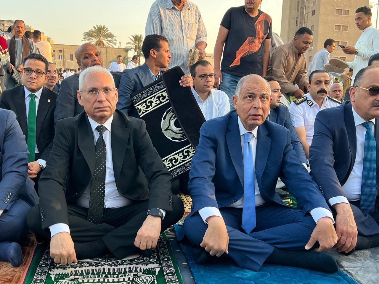 بحضور محافظ المنيا والقيادات التنفيذية والشعبية: رئيس جامعة المنيا يؤدي صلاة عيد الأضحي بساحة مدرسة الفريق صفي الدين ابو شناف 1 4e9e0de2 bc2b 4acd a7e8 a51222c637bf عيد بحضور محافظ المنيا والقيادات التنفيذية والشعبية: رئيس جامعة المنيا يؤدي صلاة عيد الأضحي بساحة مدرسة الفريق صفي الدين ابو شناف موقع في الجامعة