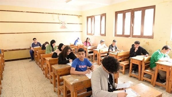 بعد تداول أنباء عن تسريبه.. تأجيل امتحان الجبر والإحصاء للشهادة الإعدادية بأسيوط 1 659 تداول بعد تداول أنباء عن تسريبه.. تأجيل امتحان الجبر والإحصاء للشهادة الإعدادية بأسيوط موقع في الجامعة