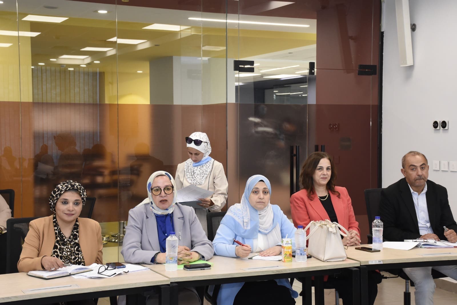 إعلام القاهرة تنظم حلقة نقاشية حول عوامل تعزيز دوافع الأساتذة والطلاب نحو التعليم الصحفي في العصر الرقمي 1 93ba8ba8 e650 4962 a69c e8149d9cd8af حلقة نقاشية إعلام القاهرة تنظم حلقة نقاشية حول عوامل تعزيز دوافع الأساتذة والطلاب نحو التعليم الصحفي في العصر الرقمي موقع في الجامعة