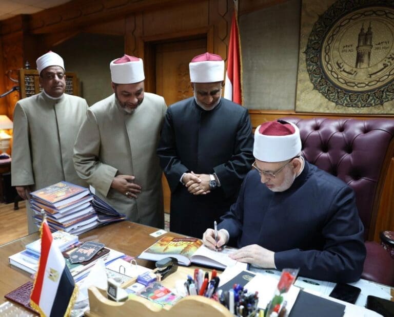 وكيل الأزهر يعتمد نتيجة الدور الأول لشهادات القراءات للعام 2025 11 9b598229 fc44 4b2d afa6 ab5db6edb684 النماذج وكيل الأزهر يعتمد نتيجة الدور الأول لشهادات القراءات للعام 2025 موقع في الجامعة