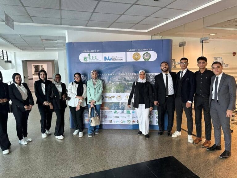 جامعة طيبة التكنولوجية تتألق بمشاريع بيئية مبتكرة في المؤتمر الدولي الثالث للمناخ والبيئة 10 جامعة طيبة التكنولوجية تتألق بمشاريع بيئية مبتكرة في المؤتمر الدولي الثالث للمناخ والبيئة