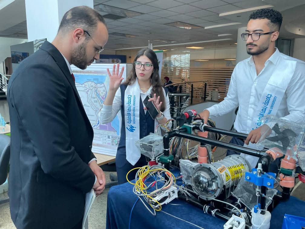 جامعة بنها الأهلية تشارك بمشروعات طلابية في المؤتمر الدولي للمناخ والبيئة النسخة الثالثة 2025 1 جامعة بنها الأهلية تشارك بمشروعات طلابية في المؤتمر الدولي للمناخ والبيئة النسخة الثالثة 2025