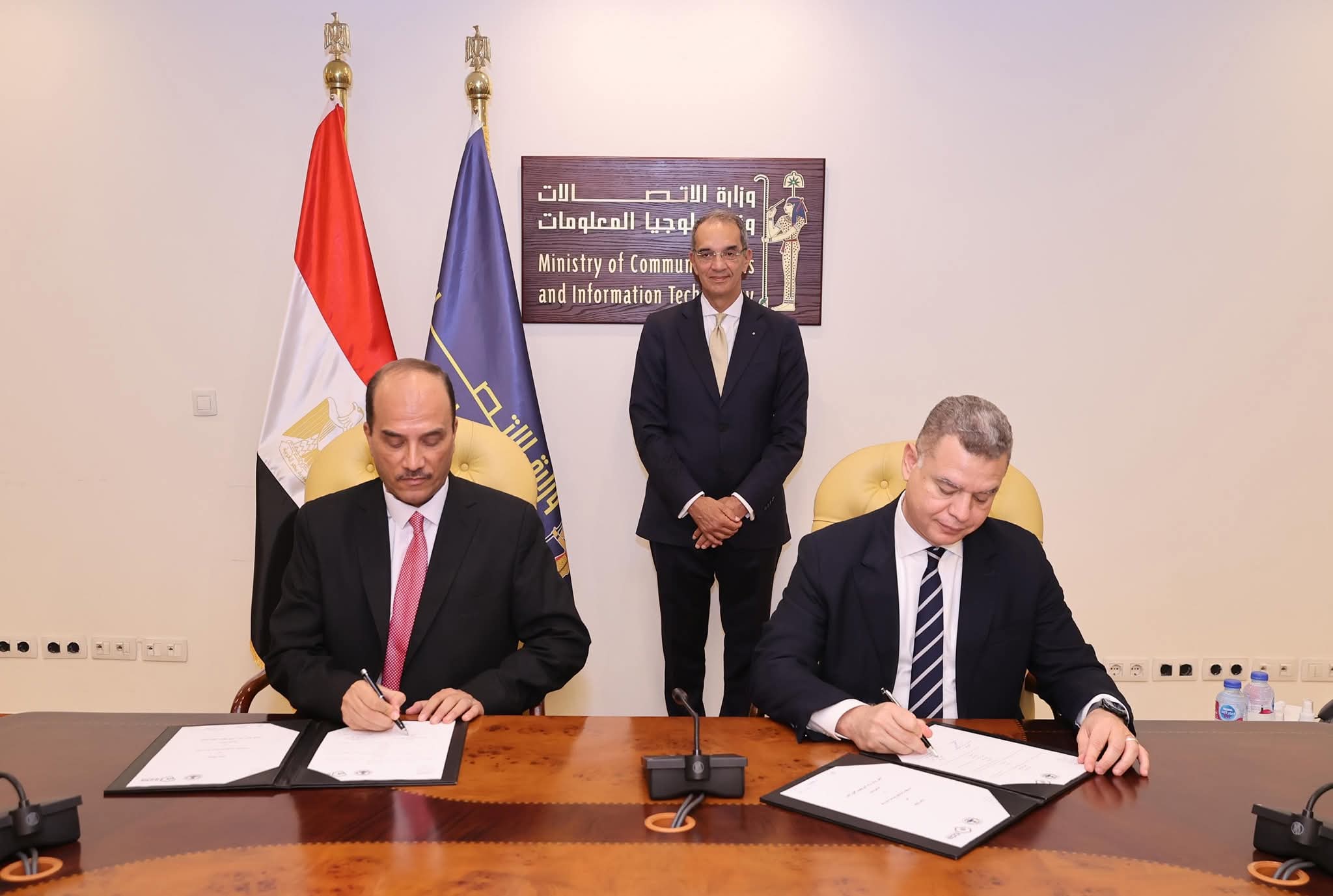 7200 شاب في الطريق إلى سوق العمل الرقمي.. اتفاقية جديدة بين "إيتيدا" وجامعة العريش 1 FB IMG 1749909554703 جامعة العريش 7200 شاب في الطريق إلى سوق العمل الرقمي.. اتفاقية جديدة بين "إيتيدا" وجامعة العريش موقع في الجامعة