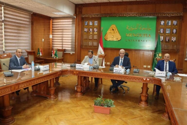 رئيس جامعة المنوفية يراس لجنة مقابلات شخصية لتجديد مناصب مديري العموم وأمناء الكليات 27 FB IMG 1749992654078 المنوفية رئيس جامعة المنوفية يراس لجنة مقابلات شخصية لتجديد مناصب مديري العموم وأمناء الكليات موقع في الجامعة