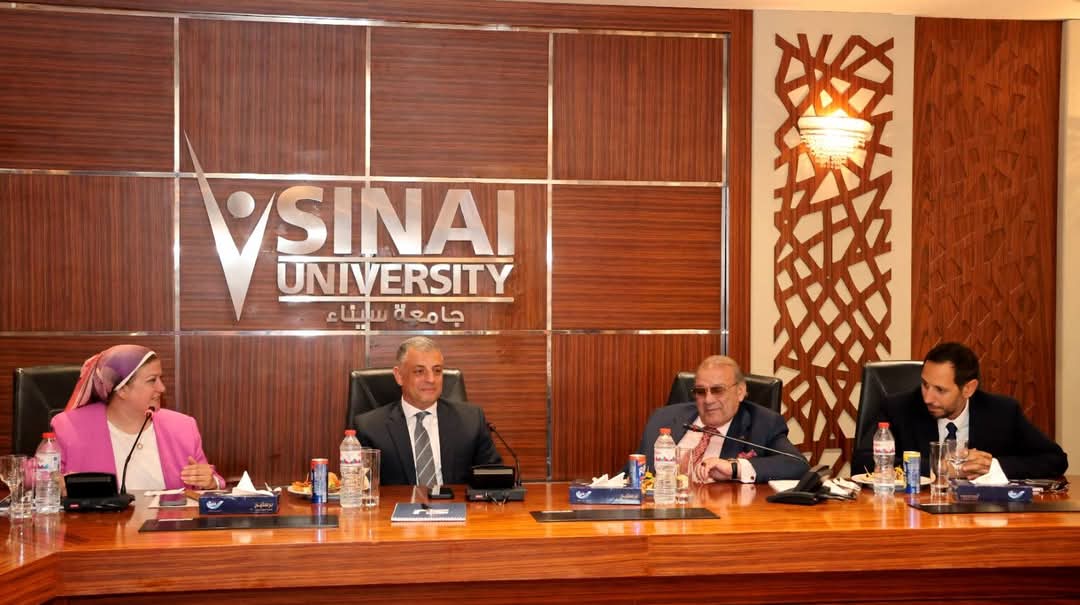 محافظ الإسماعيلية يزور جامعة سيناء بالقنطرة شرق ويشيد بدورها المجتمعي - صور 1 FB IMG 1750103455193 جامعة سيناء محافظ الإسماعيلية يزور جامعة سيناء بالقنطرة شرق ويشيد بدورها المجتمعي - صور موقع في الجامعة