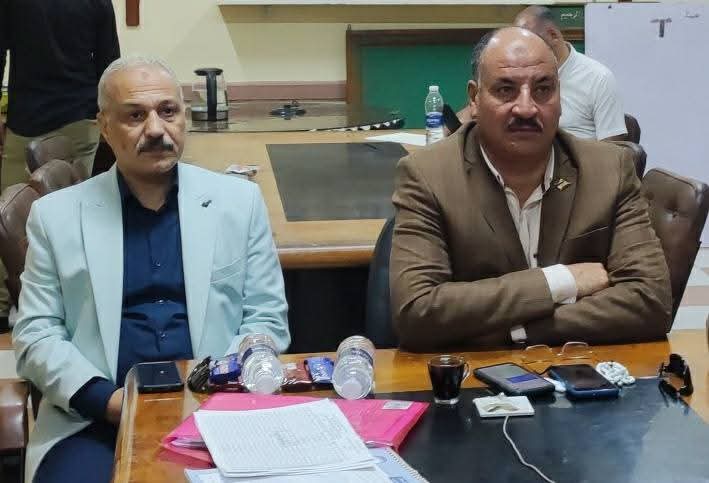وكيل تعليم المنيا يشيد بانضباط لجان امتحانات الثانوية العامة والأسئلة في مستوى الطالب المتوسط 1 وكيل تعليم المنيا يشيد بانضباط لجان امتحانات الثانوية العامة والأسئلة في مستوى الطالب المتوسط