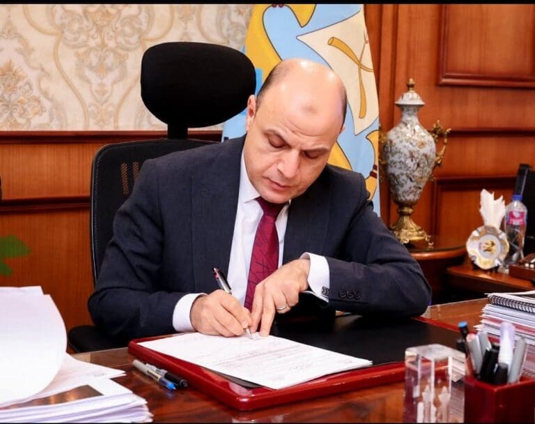محافظ كفر الشيخ يعتمد تنسيق القبول بالمدارس الثانوية الفنية للعام الدراسي 2025 / 2026 13 محافظ كفر الشيخ يعتمد تنسيق القبول بالمدارس الثانوية الفنية للعام الدراسي 2025 / 2026