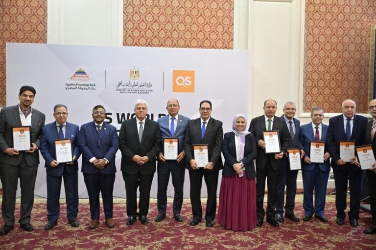جامعة المنصورة تكرم ضمن أفضل الجامعات المصرية في تصنيف QS العالمي لعام 2026 4 FB IMG 1751271543264 العابر جامعة المنصورة تكرم ضمن أفضل الجامعات المصرية في تصنيف QS العالمي لعام 2026 موقع في الجامعة