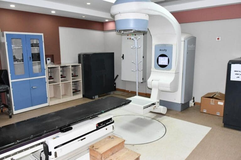 جامعة قناة السويس تعلن استمرار خدمات مركز علاج الأورام والطب النووي خلال عيد الأضحى 9 مستشفيات جامعة قناة السويس
