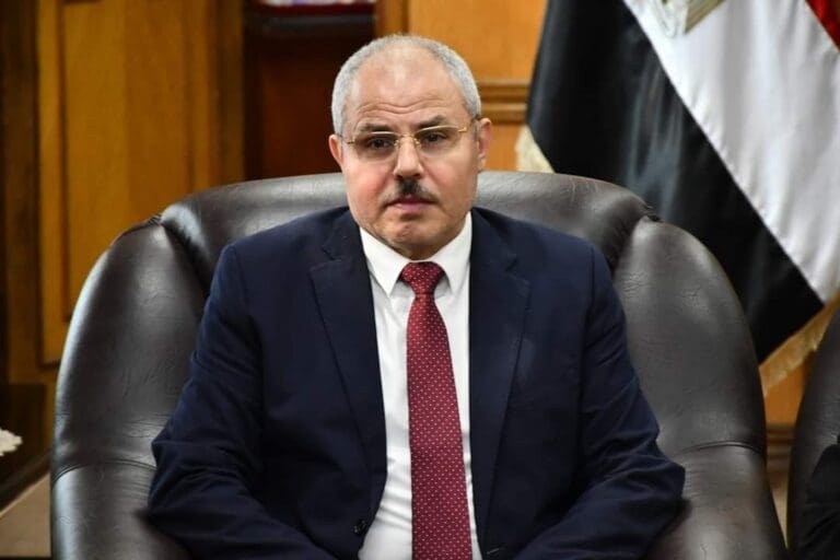 جامعة قناة السويس تحافظ على تقدمها في تصنيف "التايمز" للتنمية المستدامة لعام 2025 30 رئيس جامعة قناة