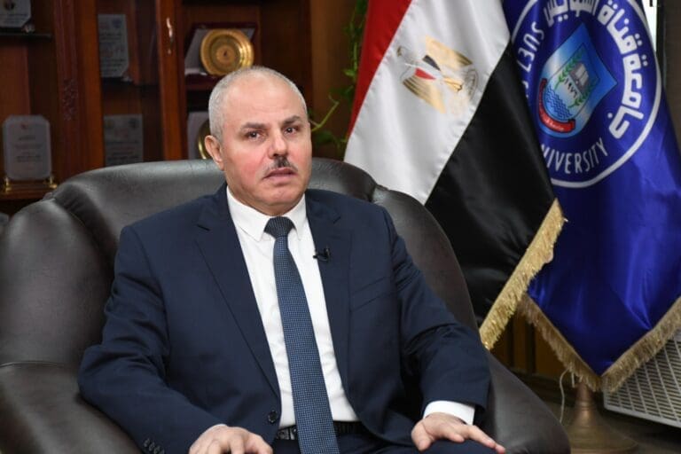 للعام الخامس على التوالي.. جامعة قناة السويس تواصل تميزها الأكاديمي في تصنيف QS العالمي لعام 2026 6 رئيس جامعة قناة السويس