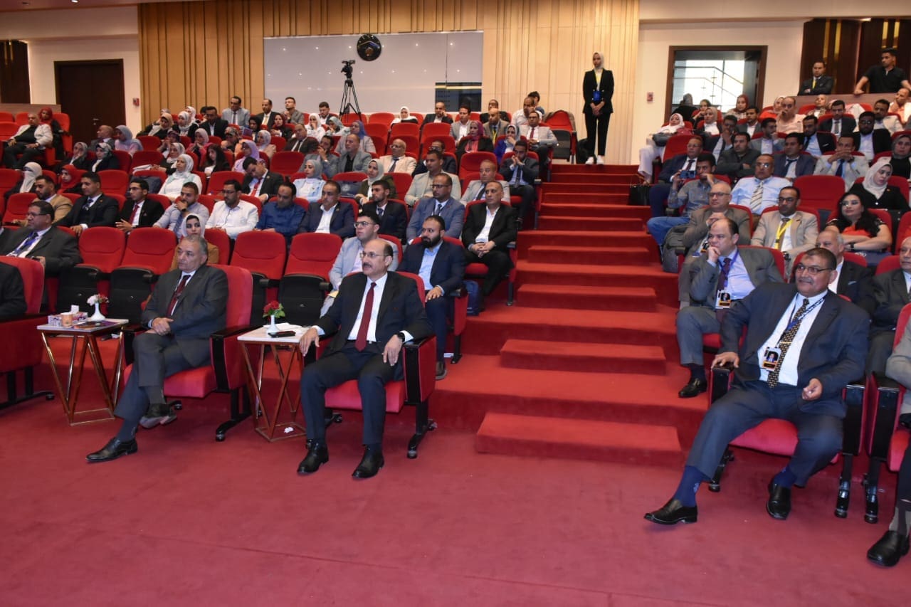 كلية التجارة بجامعة السادات تنظم مؤتمر بعنوان "تحديات مهنة المحاسبة بدوائر الأعمال الرقمية" 1 IMG 20250621 WA0012 جامعة السادات كلية التجارة بجامعة السادات تنظم مؤتمر بعنوان "تحديات مهنة المحاسبة بدوائر الأعمال الرقمية" موقع في الجامعة