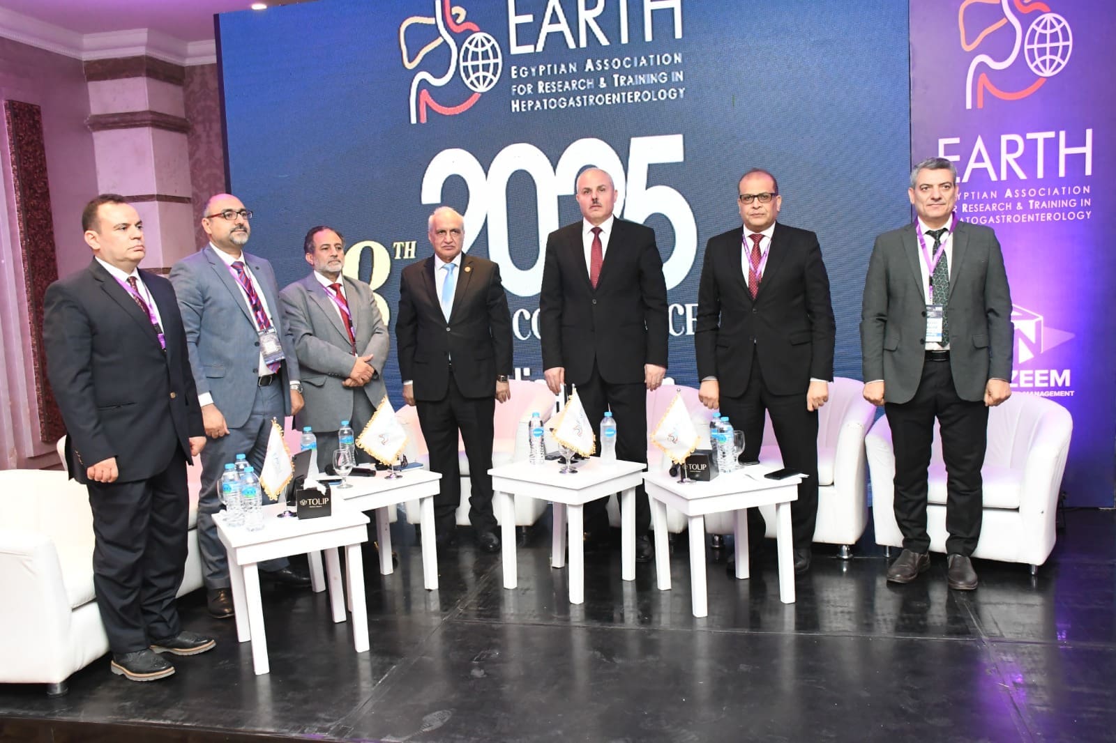 رئيس جامعة قناة السويس يشهد انطلاق مؤتمر "EARTH" لأمراض الكبد والجهاز الهضمي بالإسماعيلية 1 رئيس جامعة قناة السويس يشهد انطلاق مؤتمر "EARTH" لأمراض الكبد والجهاز الهضمي بالإسماعيلية