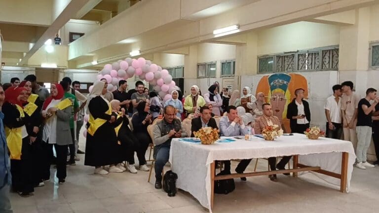 "ثقافتنا تعبر عن هويتنا" جامعة حلوان تختتم فعاليات مهرجان اليوم الثقافي وآداب وتمريض في المركز الأول 1 IMG 20250625 WA0221 جامعة حلوان "ثقافتنا تعبر عن هويتنا" جامعة حلوان تختتم فعاليات مهرجان اليوم الثقافي وآداب وتمريض في المركز الأول موقع في الجامعة