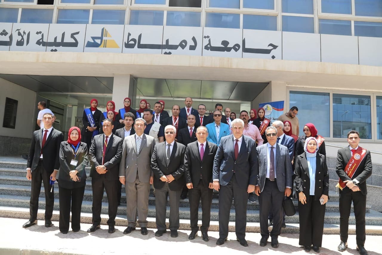 رئيس جامعة كفر الشيخ يشارك اجتماع المجلس الأعلى للجامعات بجامعة دمياط 1 IMG 20250628 WA0314 جامعة كفر الشيخ رئيس جامعة كفر الشيخ يشارك اجتماع المجلس الأعلى للجامعات بجامعة دمياط موقع في الجامعة