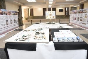 رئيس جامعة عين شمس يشهد ختام مشروع استوديو التصميم الدولي (WDS) 2025 بكلية الهندسة 2 مشروع استوديو التصميم الدولي (WDS) 2025 بكلية الهندسة