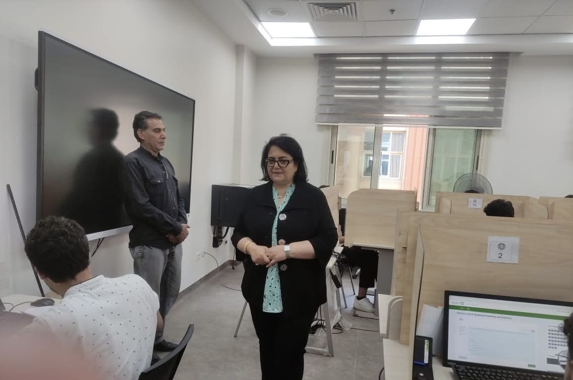 نائب رئيس جامعة المنوفية للشئون الأكاديمية تتفقد سير امتحانات الفصل الدراسي الثاني 1 IMG 1039 نائب نائب رئيس جامعة المنوفية للشئون الأكاديمية تتفقد سير امتحانات الفصل الدراسي الثاني موقع في الجامعة