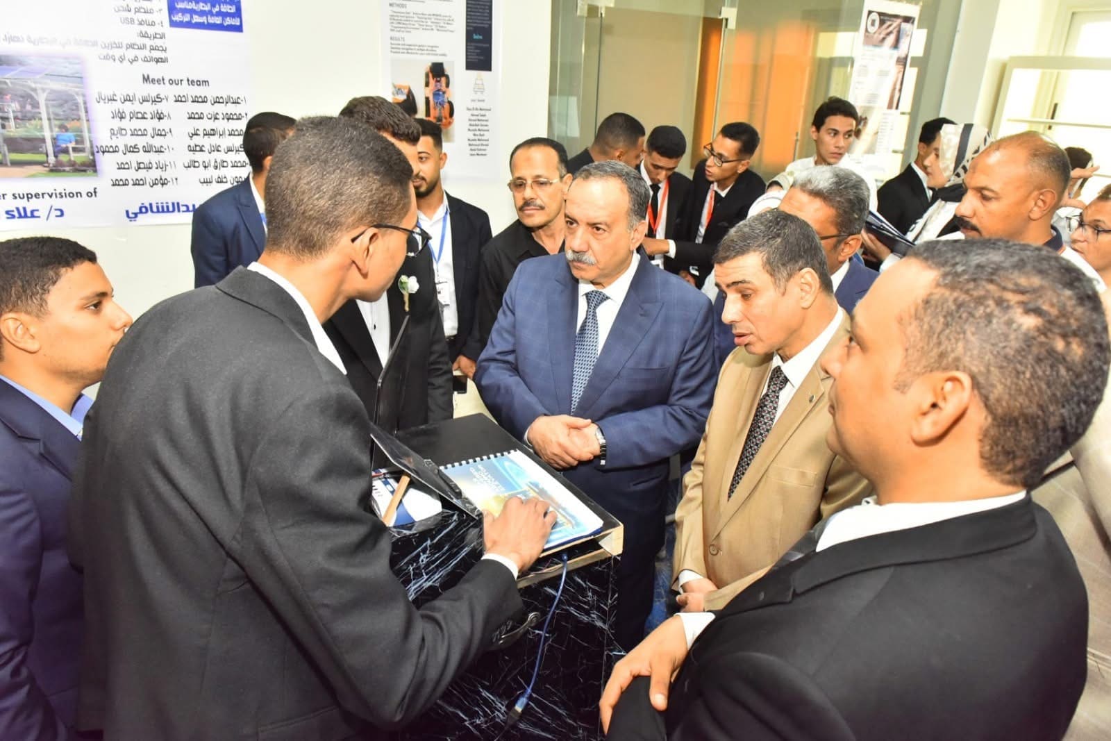 محافظ أسيوط يفتتح معرض مشروعات تخرج طلاب الفرقة الثانية بجامعة أسيوط الجديدة التكنولوجية 1 IMG 3758 محافظ محافظ أسيوط يفتتح معرض مشروعات تخرج طلاب الفرقة الثانية بجامعة أسيوط الجديدة التكنولوجية موقع في الجامعة