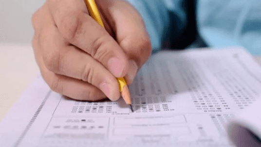 لطلاب الثانوية العامة 2025.. أكثر من 35 سؤالا تلخص مادة اللغة الألمانية 1 امتحانات الثانوية العامة 2025