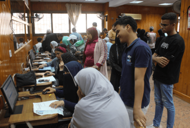 تنسيق الثانوية العامة 2025.. موعد تحديد درجات القبول لطلاب الإعدادية 1 تنسيق الثانوية العامة 2025.. موعد تحديد درجات القبول لطلاب الإعدادية