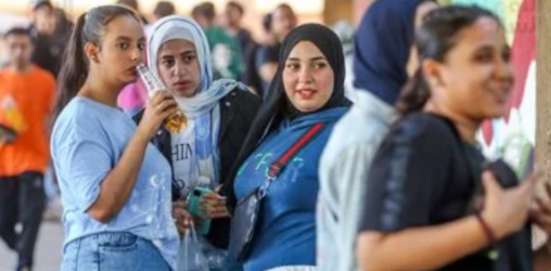 مطعم شعبي في كفر الشيخ يقدّم ساندوتش مجاني لطلاب الثانوية العامة دعمًا لهم خلال الامتحانات 1 مطعم شعبي في كفر الشيخ يقدّم ساندوتش مجاني لطلاب الثانوية العامة دعمًا لهم خلال الامتحانات