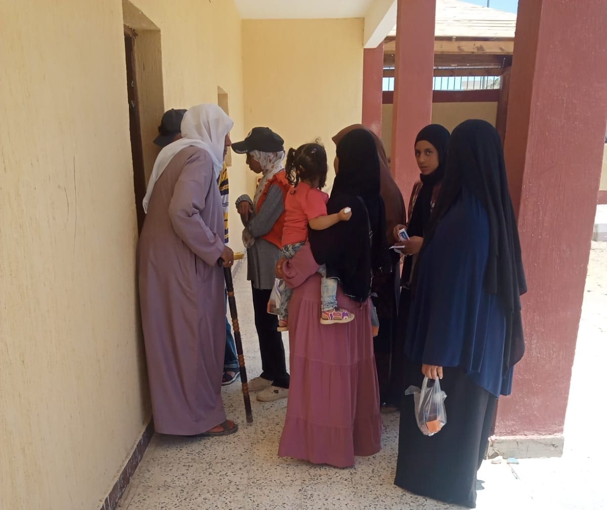جامعة قناة السويس تطلق قافلة طبية وبيطرية إلى رأس سدر لخدمة أهالي جنوب سيناء 1 جامعة قناة السويس تطلق قافلة طبية وبيطرية إلى رأس سدر لخدمة أهالي جنوب سيناء