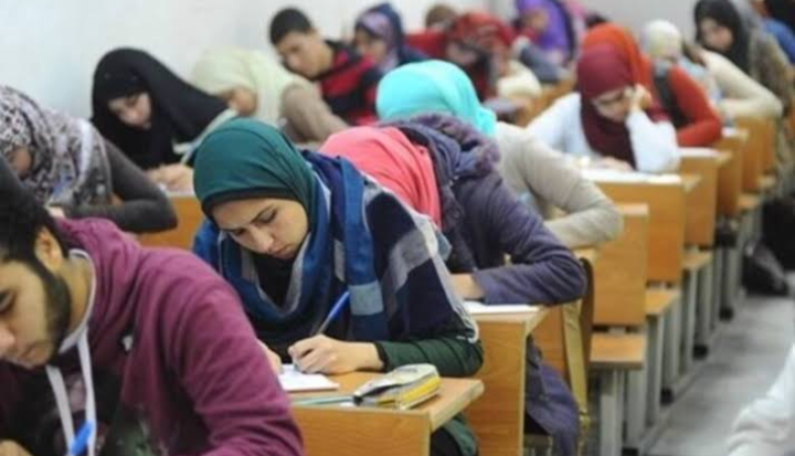 إجابات امتحان التاريخ 2025.. اطّلع على النموذج واحسب درجتك 1 إجابات امتحان التاريخ 2025.. اطّلع على النموذج واحسب درجتك