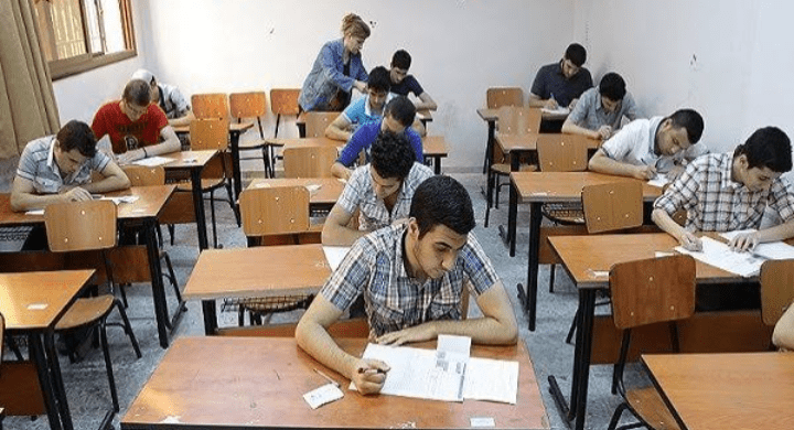 مراجعة ليلة الامتحان.. كل ما يحتاجه طلاب الثانوية قبل امتحان الفيزياء 1 مراجعة مادة الفيزياء للثانوية العامة 2025