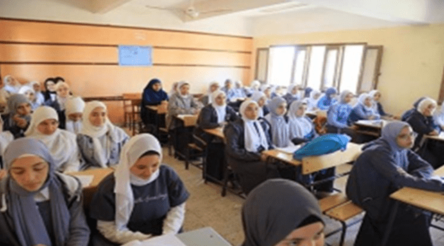 إجابات امتحان الفيزياء للثانوية العامة 2025.. كل الأسئلة والإجابات النموذجية 1 إجابات امتحان الفيزياء للثانوية العامة 2025