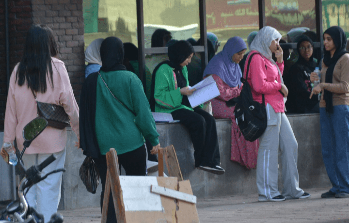 استعد لامتحان الكيمياء 2025.. مراجعة شاملة وأسئلة متوقعة لطلاب الثانوية العامة 1 استعد لامتحان الكيمياء 2025.. مراجعة شاملة وأسئلة متوقعة لطلاب الثانوية العامة