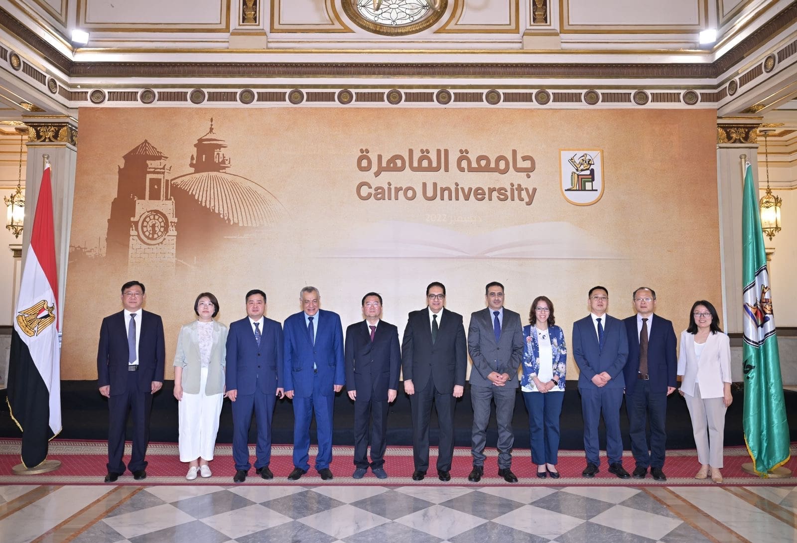 رئيس جامعة القاهرة يبحث تعزيز علاقات التعاون المشترك بين جامعتى القاهرة وشاندونغ الصينية 1 d22d21f1 7dd0 40e4 ab64 0652abf9a575 جامعة القاهرة رئيس جامعة القاهرة يبحث تعزيز علاقات التعاون المشترك بين جامعتى القاهرة وشاندونغ الصينية موقع في الجامعة