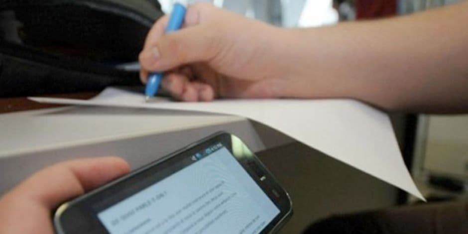 التحقيق مع طالبة ثانوية عامة سربت امتحان الفيزياء بالأقصر 1 elaosboa54862 ثانوية عامة التحقيق مع طالبة ثانوية عامة سربت امتحان الفيزياء بالأقصر موقع في الجامعة