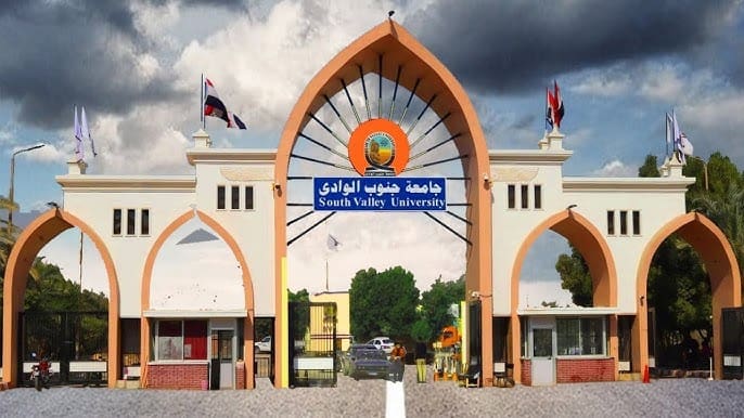 جامعة جنوب الوادي تُطلق لقاءات توعوية لطلابها للمشاركة في المشروع القومي لمحو الأمية بقنا والأقصر 1 hq720 1 1 جامعة جامعة جنوب الوادي تُطلق لقاءات توعوية لطلابها للمشاركة في المشروع القومي لمحو الأمية بقنا والأقصر موقع في الجامعة