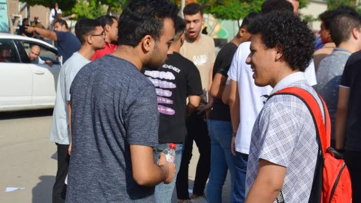 55 سؤالًا و80 درجة.. كل ما تريد معرفته عن مواصفات امتحان اللغة العربية لطلاب الثانوية العامة 2025 4 images 2 3 الثانوية 55 سؤالًا و80 درجة.. كل ما تريد معرفته عن مواصفات امتحان اللغة العربية لطلاب الثانوية العامة 2025 موقع في الجامعة