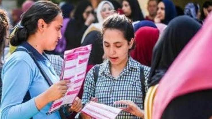 هدية لطلاب الثانوية 2025.. أسئلة مباشرة ومضمونة في مادة الفيزياء لغات 1 images 9 الثانوية هدية لطلاب الثانوية 2025.. أسئلة مباشرة ومضمونة في مادة الفيزياء لغات موقع في الجامعة