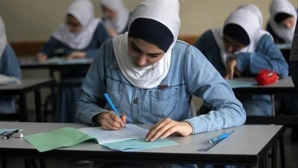 في أجواء هادئة وآمنة.. الدولة ترفع درجة الاستعداد لانطلاق امتحانات الثانوية العامة غداً 1 انطلاق امتحانات الثانوية العامة 2025 الأحد المقبل للشعبتين الأدبية والعلمية الثانوية في أجواء هادئة وآمنة.. الدولة ترفع درجة الاستعداد لانطلاق امتحانات الثانوية العامة غداً موقع في الجامعة