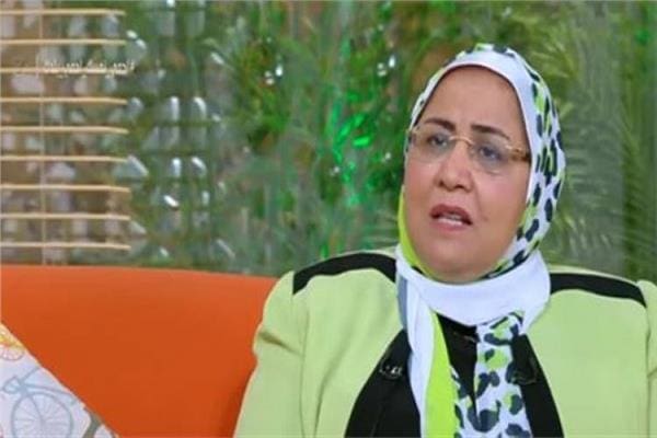 تحذيرات من الإفراط في استخدام السكر الدايت.. فيديو 15 جيهان فؤاد عميد المعهد القومي للتغذية مناهج تحذيرات من الإفراط في استخدام السكر الدايت.. فيديو موقع في الجامعة