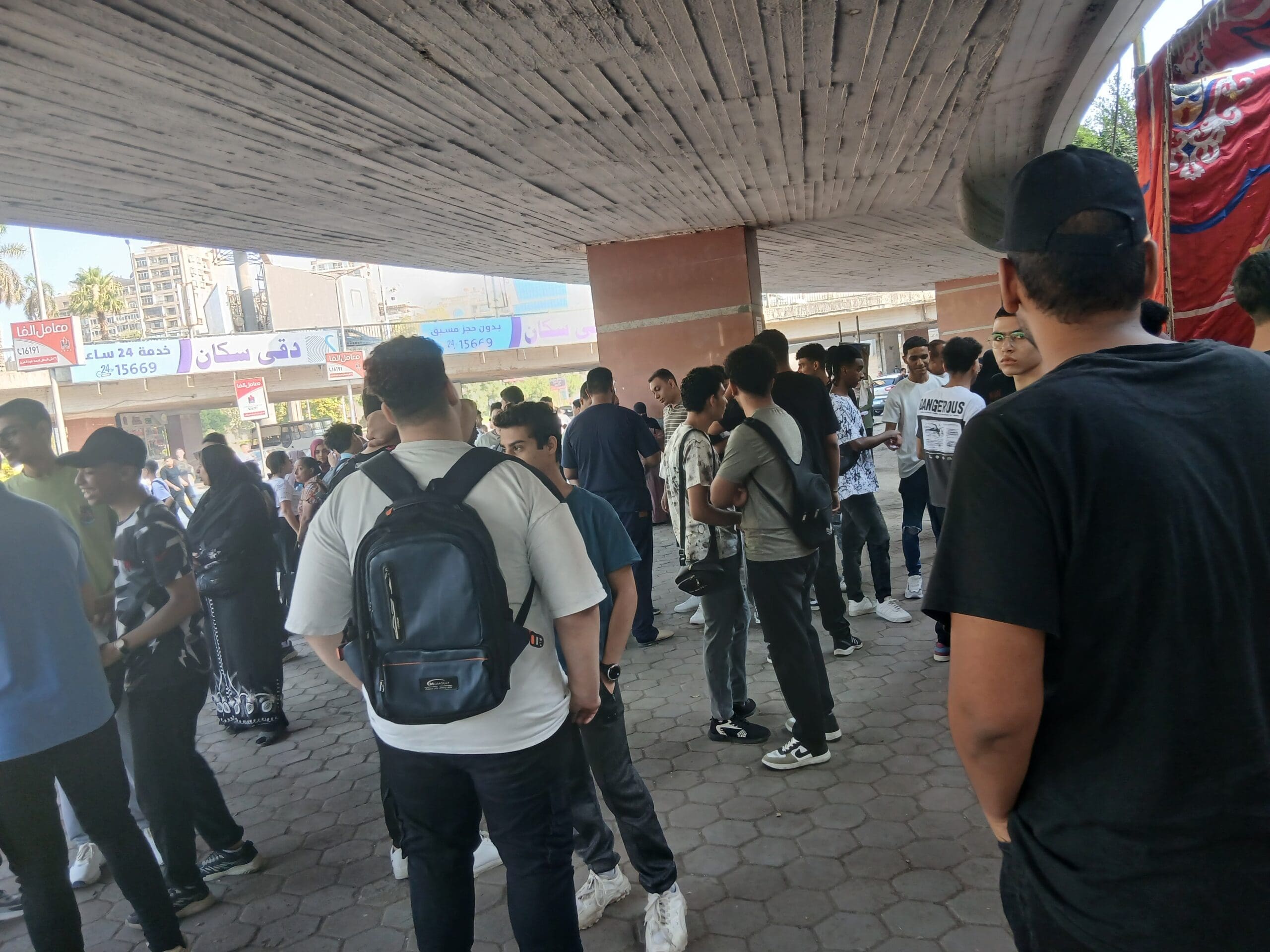 انضباط وتأمين مشدد في أول أيام امتحانات الثانوية بلجنة "جمال عبد الناصر" بالدقي 1 ٢٠٢٥٠٦١٥ ٠٨٠٩٣٢ scaled أول انضباط وتأمين مشدد في أول أيام امتحانات الثانوية بلجنة "جمال عبد الناصر" بالدقي موقع في الجامعة
