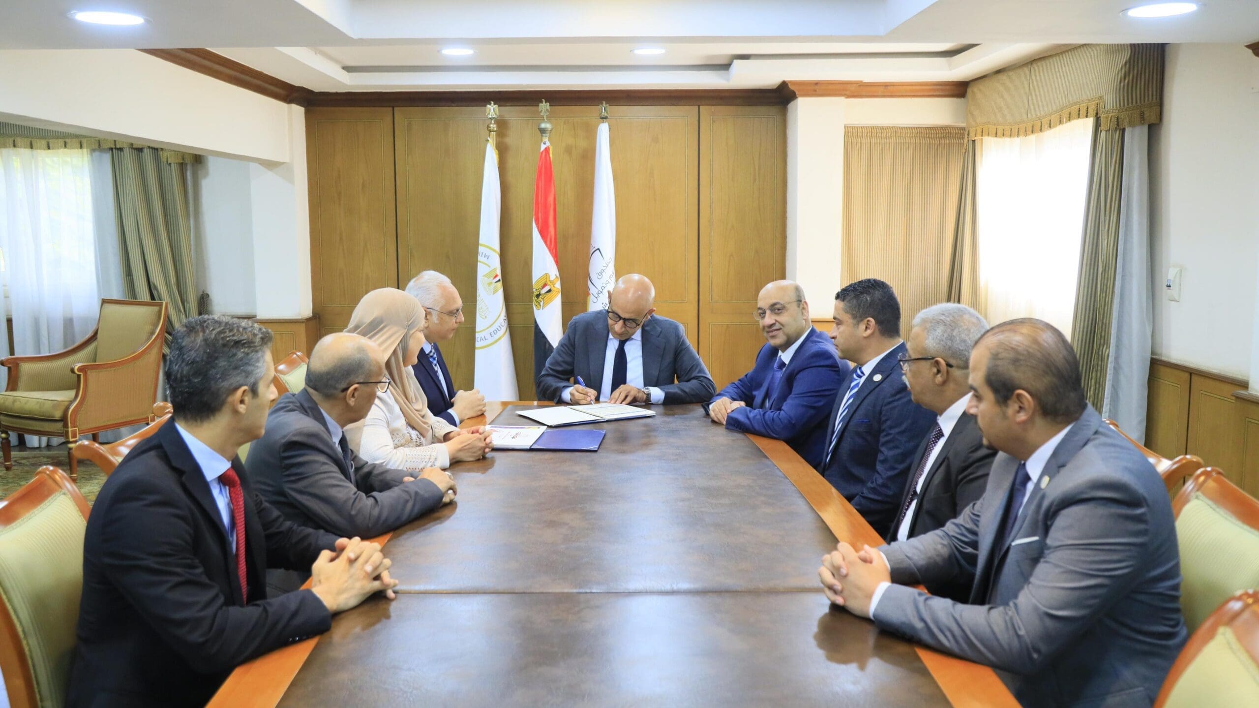 وزير التربية والتعليم يعتمد نتيجة الدبلومات الفنية الدور الأول 2025 بنسبة نجاح 70.47% 1 0cceae18 68ce 4328 aeb2 700616cc47cf scaled الدبلومات وزير التربية والتعليم يعتمد نتيجة الدبلومات الفنية الدور الأول 2025 بنسبة نجاح 70.47% موقع في الجامعة