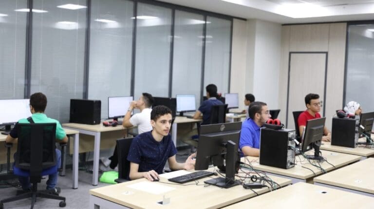 قائمة الكليات التي يشترط القبول بها اجتياز اختبارات القدرات بتنسيق الجامعات 2025 9 1742444495054202408010955195519 القدرات قائمة الكليات التي يشترط القبول بها اجتياز اختبارات القدرات بتنسيق الجامعات 2025 موقع في الجامعة