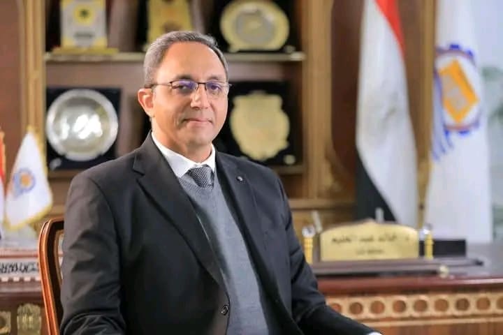 محافظ قنا يعتمد تنسيق القبول بالمدارس الثانوية للعام الدراسي 2026/2025 1 1752056488663 محافظ قنا محافظ قنا يعتمد تنسيق القبول بالمدارس الثانوية للعام الدراسي 2026/2025 موقع في الجامعة