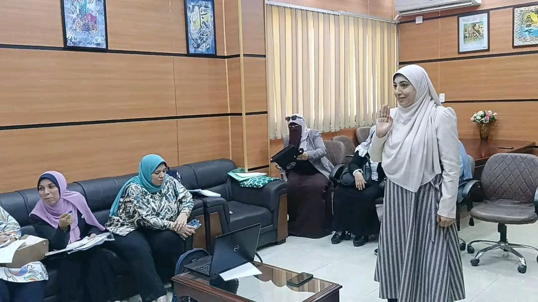 100 معلم مبدع في الفيوم.. قادة التغيير يصعدون بخمس مشروعات لتمثيل المحافظة على مستوى الجمهورية 1 1753346739060 معلم 100 معلم مبدع في الفيوم.. قادة التغيير يصعدون بخمس مشروعات لتمثيل المحافظة على مستوى الجمهورية موقع في الجامعة